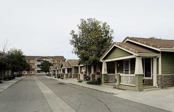 Raincross Cottages property